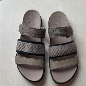 Sorel women's Taupe Multi-Strap Slide Sandals size 8